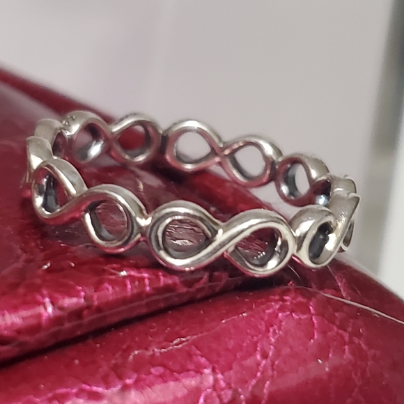 Pandora Simple Infinity Ring - Picture 7 of 13